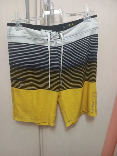 Bermuda O'neill 34- com bolso de ziper