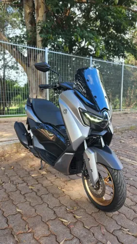 YAMAHA NMAX 2025 - APENAS 1.700 km - IPVA 2026 PAGO