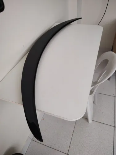 Aerofólio para carro Mercedes 180