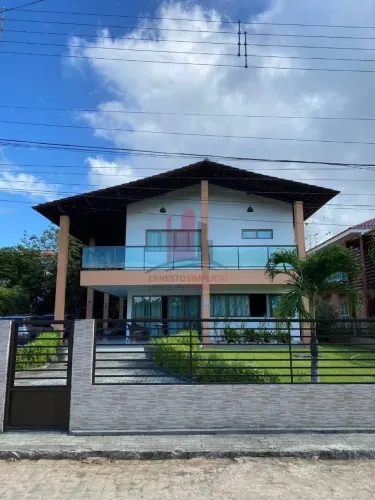 Bela Casa em Cond. em Aldeia com 280m² 3 Suítes