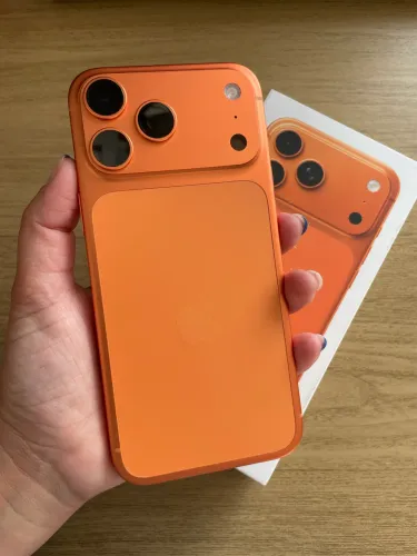 iPhone 17 pro Max/ troco ou vendo