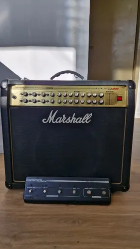 AMPLIFICADOR MARSHALL AVT 150 PRE VALVULADO
