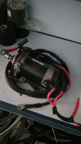 Motor de partida 40 HP Suzuki 2T Super.