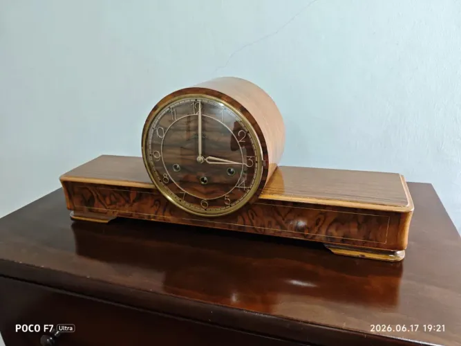 Lindo relógio de mesa carrilhão Mauthe alemão revisado 