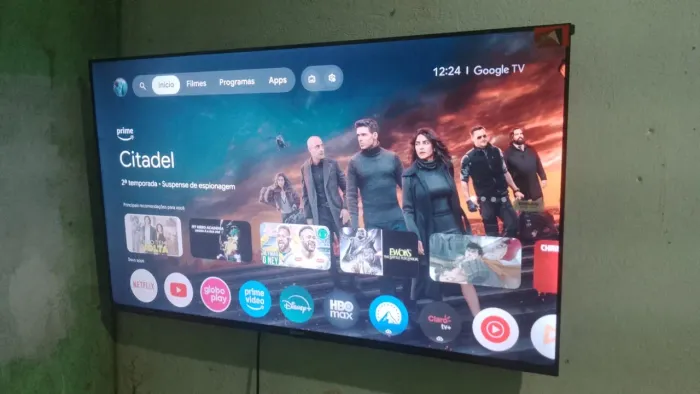 TV SMART 43 polegadas semi nova 950 $