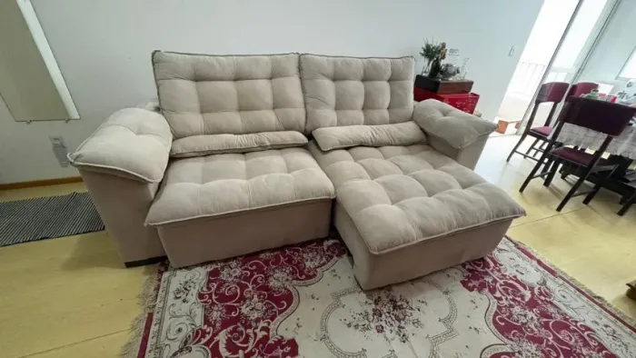 Sofá retrátil gigante