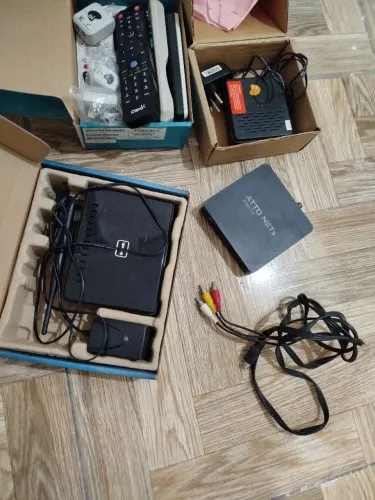 Roteador, Atto Net e controles
