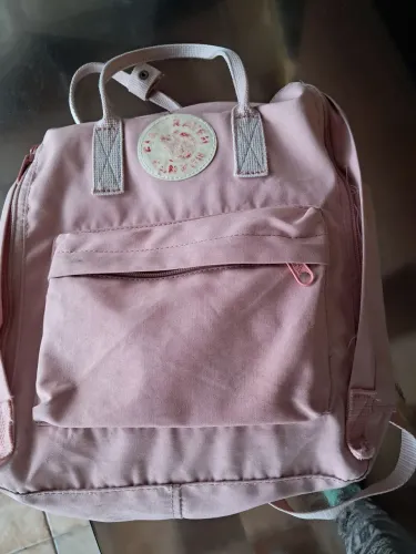 Mochila rosa tecido
