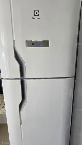Vende-se refrigerador Electrolux 371 Litros Frost Free Duplex DFN41