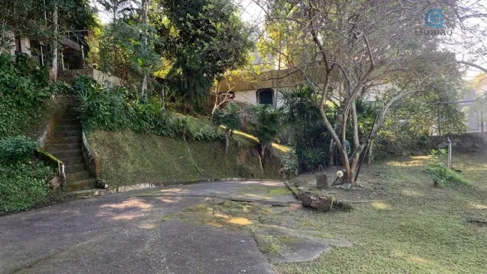 Vendo amplo terreno, Morro Santa Terezinha, Santos