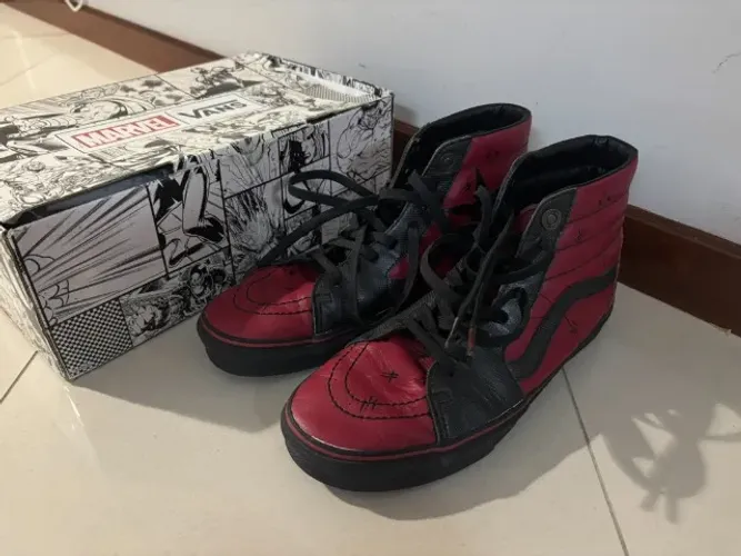 Tênis Vans Sk8-Hi Deadpool Marvel (Raro e com caixa original) - Tamanho 42