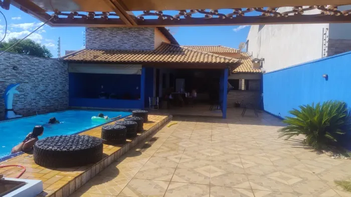 Vende-se Rancho c/ Piscina em Sales SP