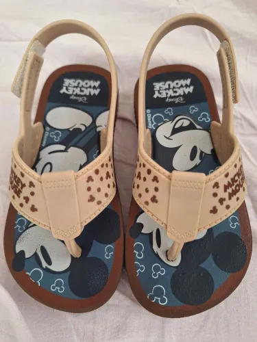 Sandália infantil Grendene Kids Mickey Mouse