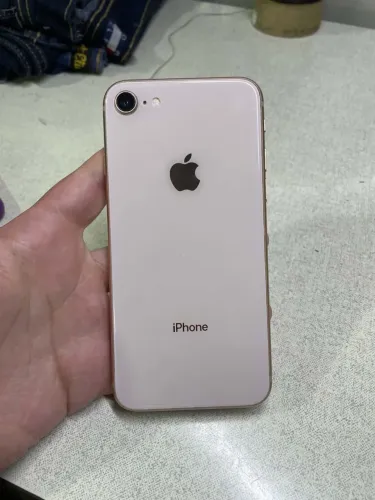 iPhone 8