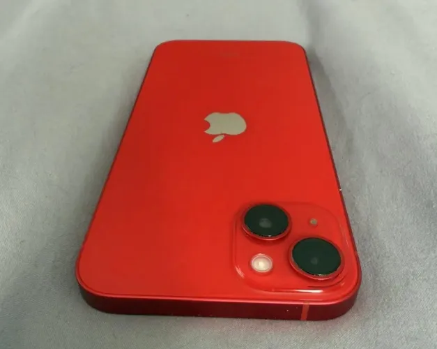 ? iPhone 14 Plus 128GB Red - Estado de Novo | R$ 1.800