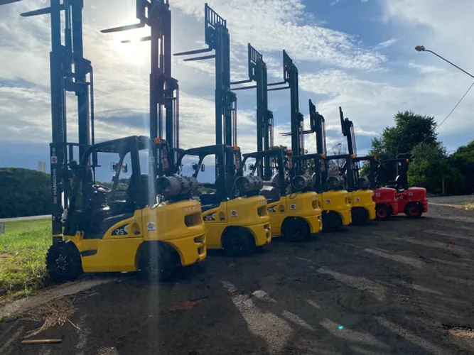 Empilhadeira Hyster Yale Clark 2,5t a 45t