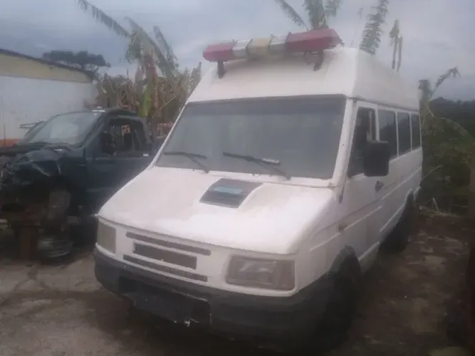 Sucata de peças Iveco 3510