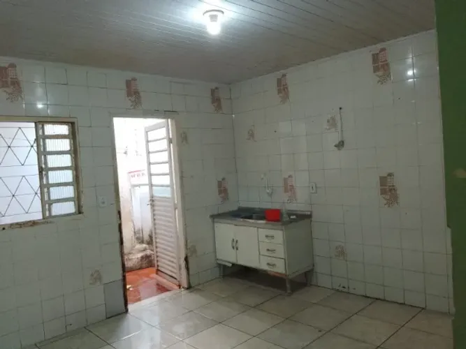 Vendo Barato! Casa de 3 Quartos Samambaia na Qr 427