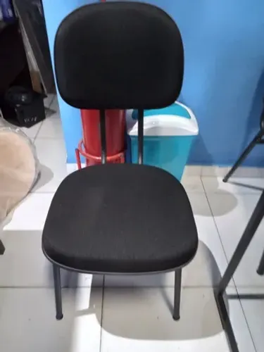 Cadeira fixa secretária