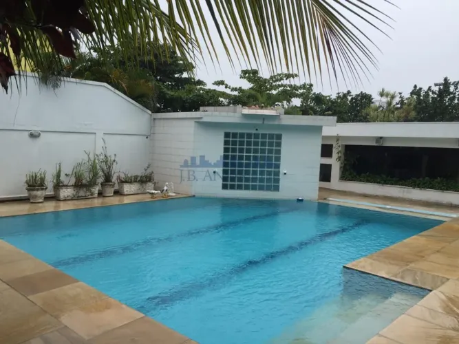 Barra da Tijuca | Casa 4 quartos, sendo 3 suites