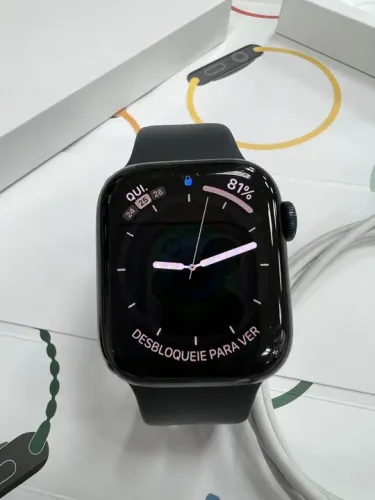 Apple Watch Series 7 (41mm) - Caixa de alumínio