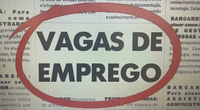 Vagas para entregador/tecnico com moto própria carteira assinada