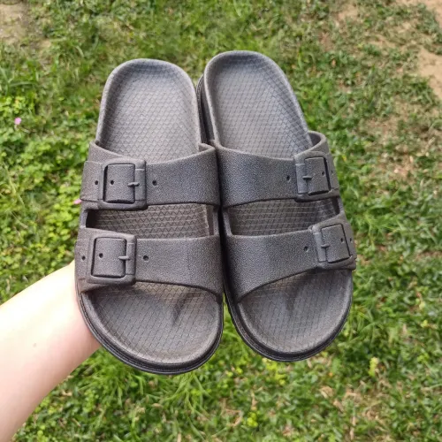 Chinelo preto tam 33/34