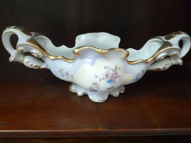 Antiga floreira de porcelana Zappi