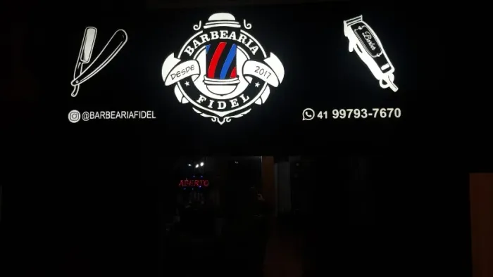 Comunicação Visual em Fachadas de Lona - Acm - Acrílico - Letras-caixa Pvc - Acrílicas - C