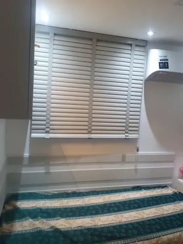 Persianas de madeira novas para sua casa
