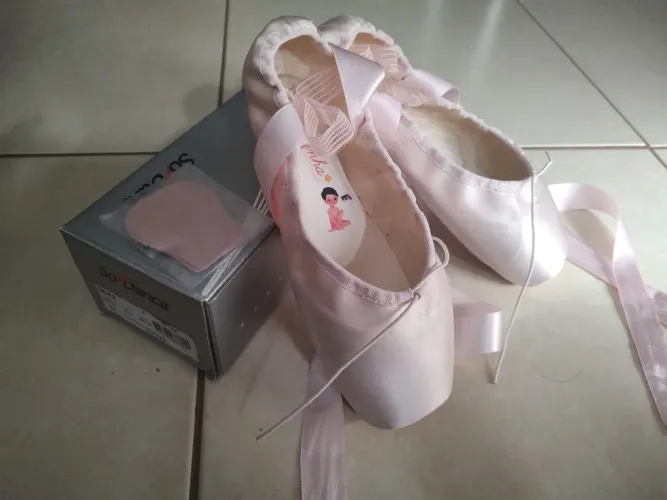 Sapatilha de ponta Rosa (Só dança) - Toshiezinha