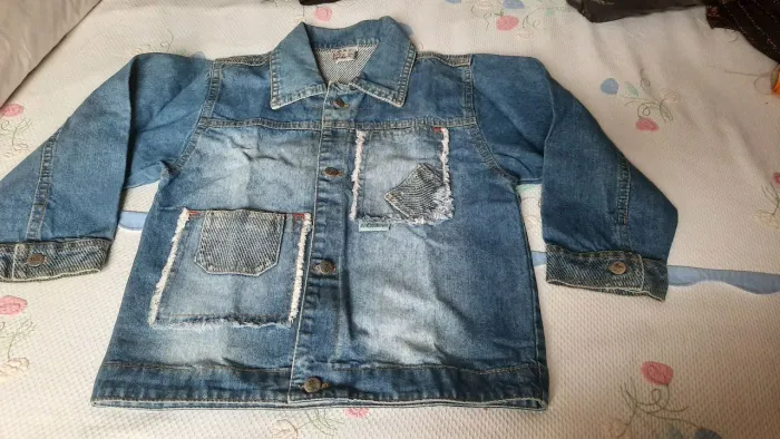 Jaqueta Jeans Infantil - Tamanho 4