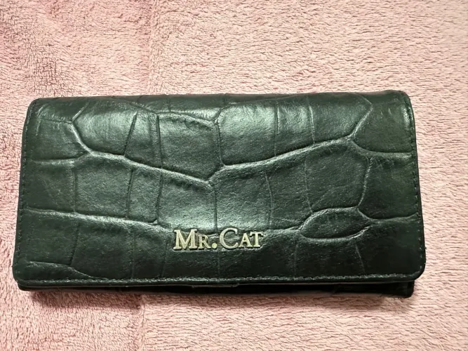Carteira MR CAT de couro feminina