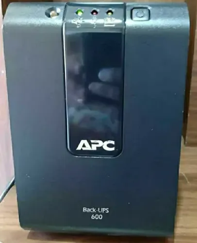 Nobreak APC 600va *Bateria Nova *