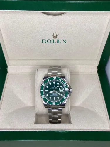 Rolex Submariner Date Verde - Relógio de Luxo