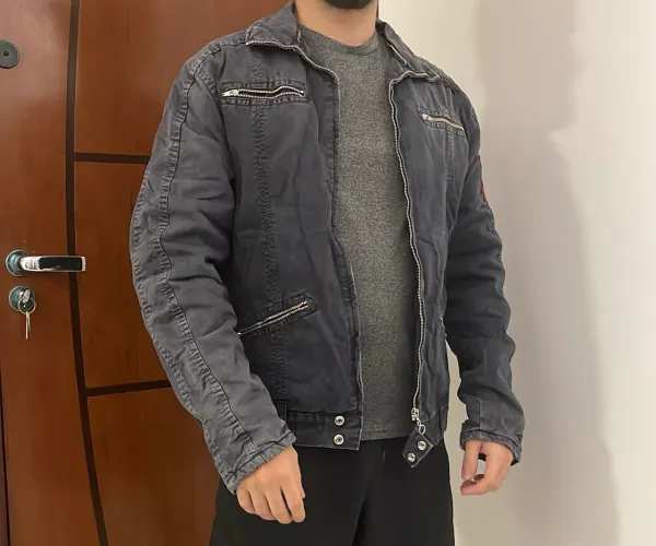 Jaqueta preto rajado Colcci (original)