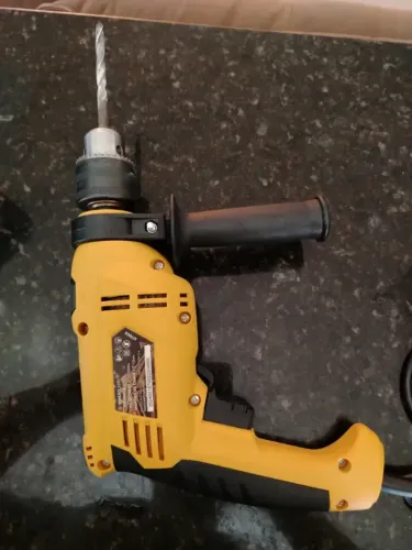 Furadeira de Impacto 1/2 Pol. 550W Variável e Reversível LITH-LT7002