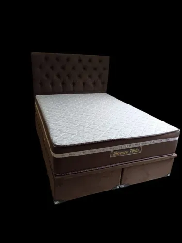 Cama queen size com colchão dorme vida