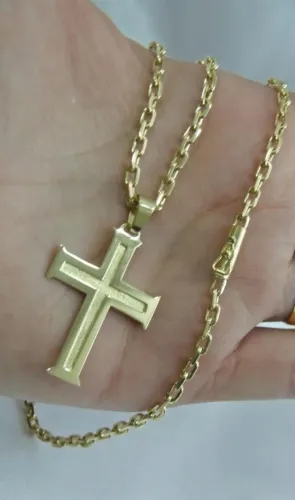 Corrente em Ouro 18k com pingente 