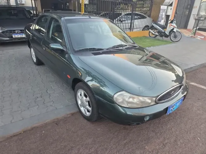 Ford Mondeo CLX 2.0i 4P MEC 1999