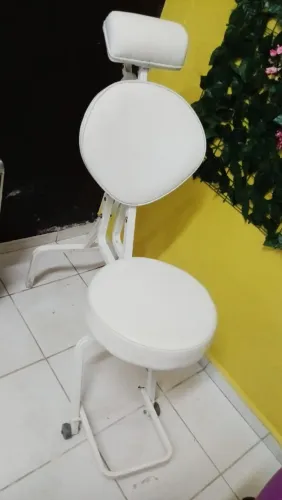 Cadeira de sobrancelha salão 