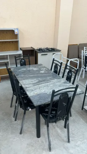 "Conforto e Estilo: Conjunto de Mesas Tubular com Granito ? Receba com Rapidez"