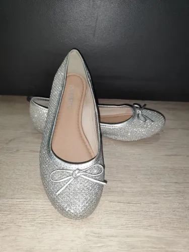 Sapatilha Prateada com Glitter Via Marte 