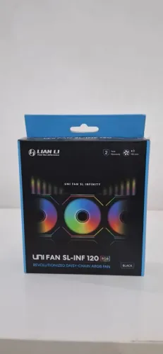 Kit com 3 coolers Lian Li UNI FAN SL Infinity