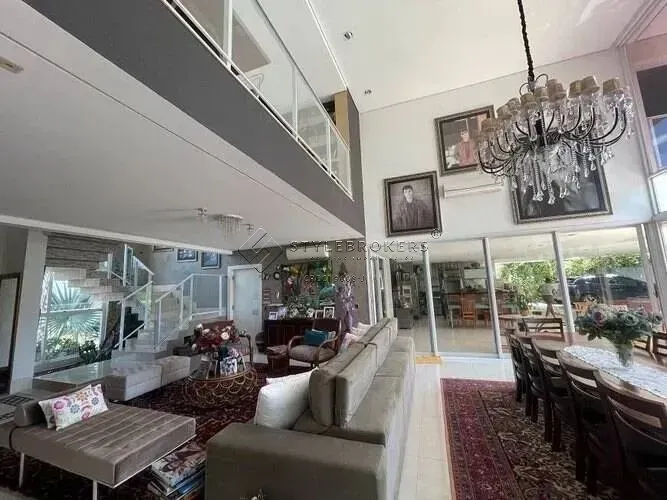 Condomínio Alphaville I - 600 metros quadrados com 5 quartos em Jardim Itália - Cuiabá - M