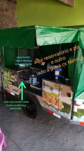 Trailer carretinha com moenda e caixa termica. Aceito carro troca jockey club. 