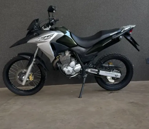 xre 300 2017/2018 verde