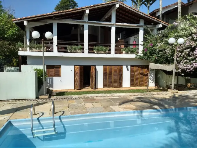 Casa com 4 dormitórios à venda, 600 m² por R$ 1.300.000,00 - Granja Viana - Cotia/SP