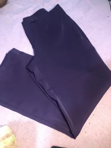 Calça feminina roxa