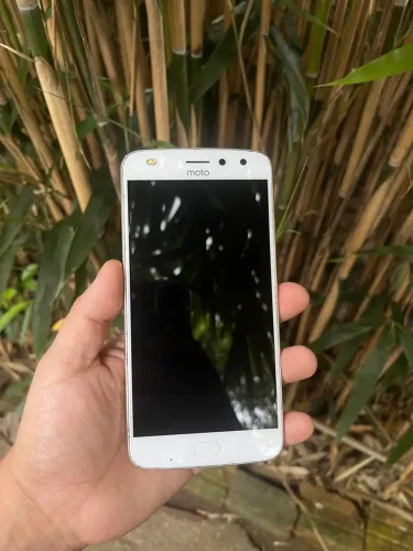 Celular Moto Z Play- (troca de tela)